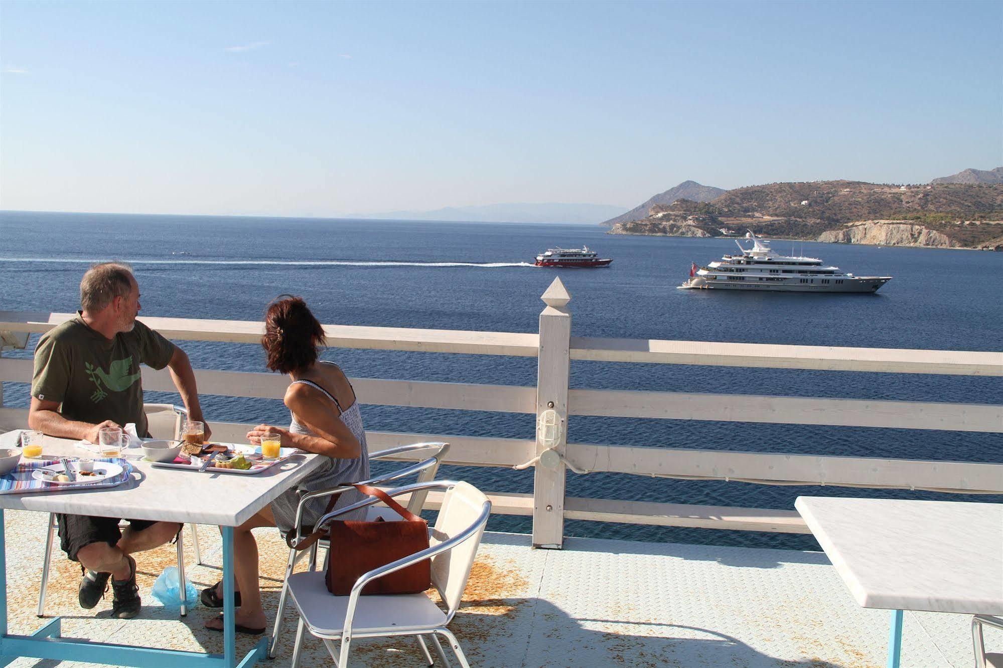 Kavos Bay Seafront Hotel Agia Marina  Luaran gambar