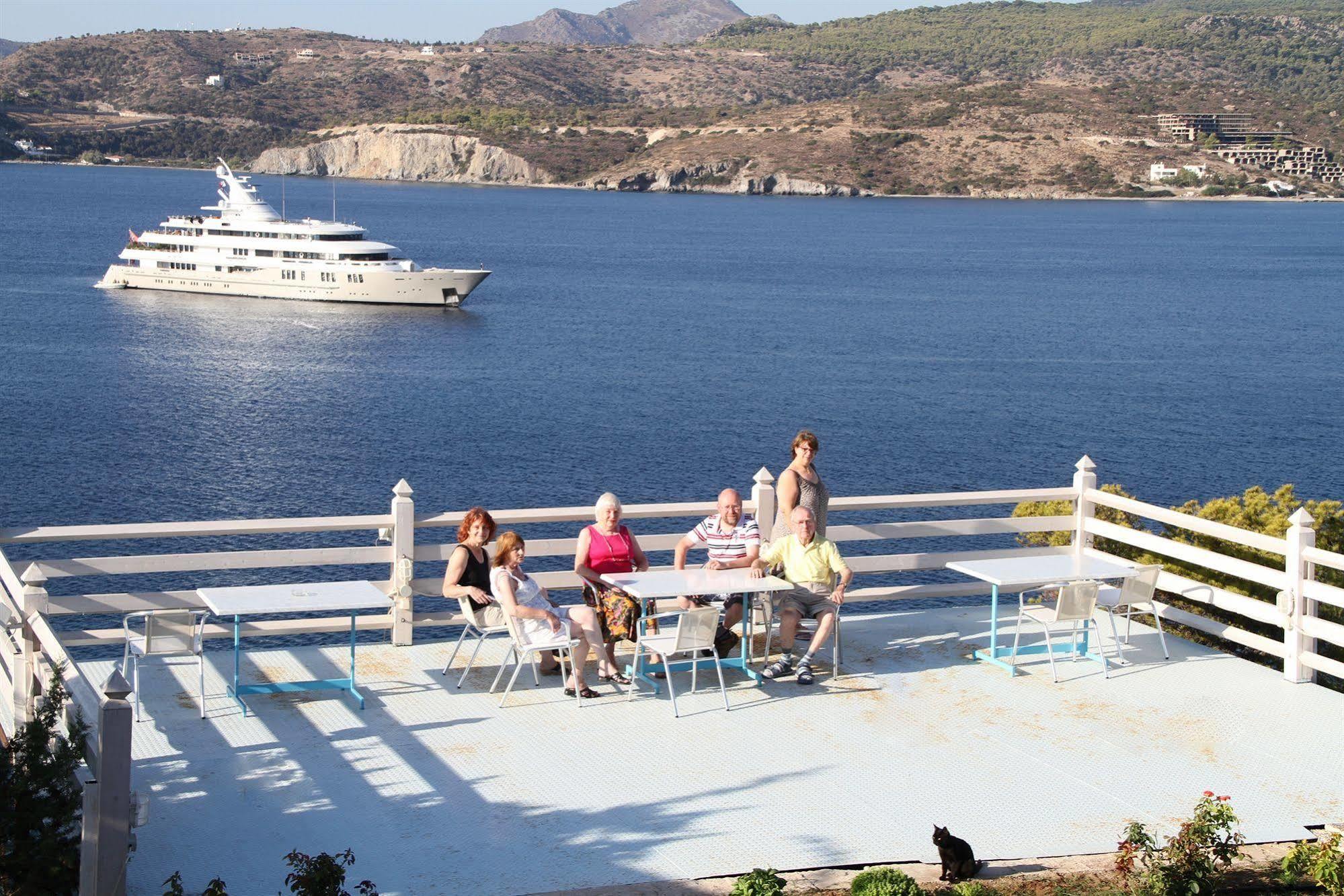 Kavos Bay Seafront Hotel Agia Marina  Luaran gambar